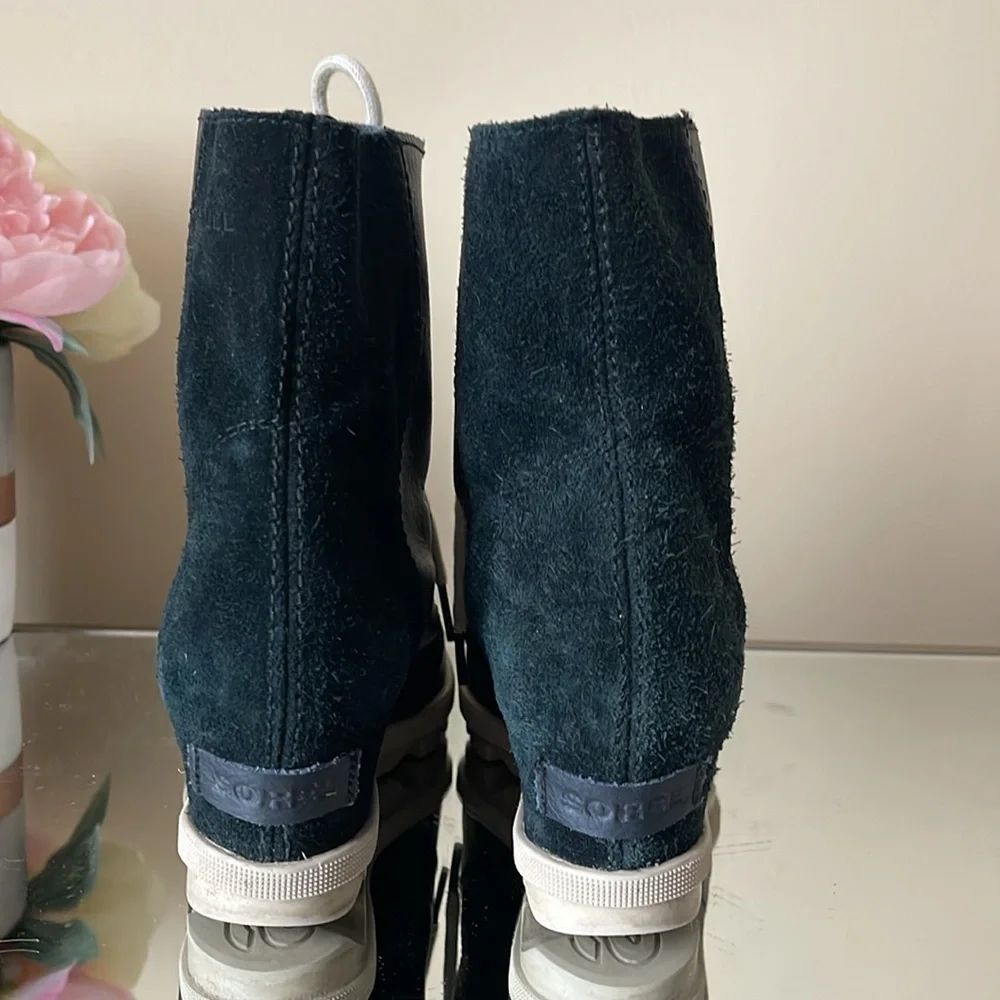 SOREL Joan of Artic Waterproof hidden heel Boots